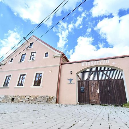 U Trautyho Hotel Zadni Chodov Kültér fotó